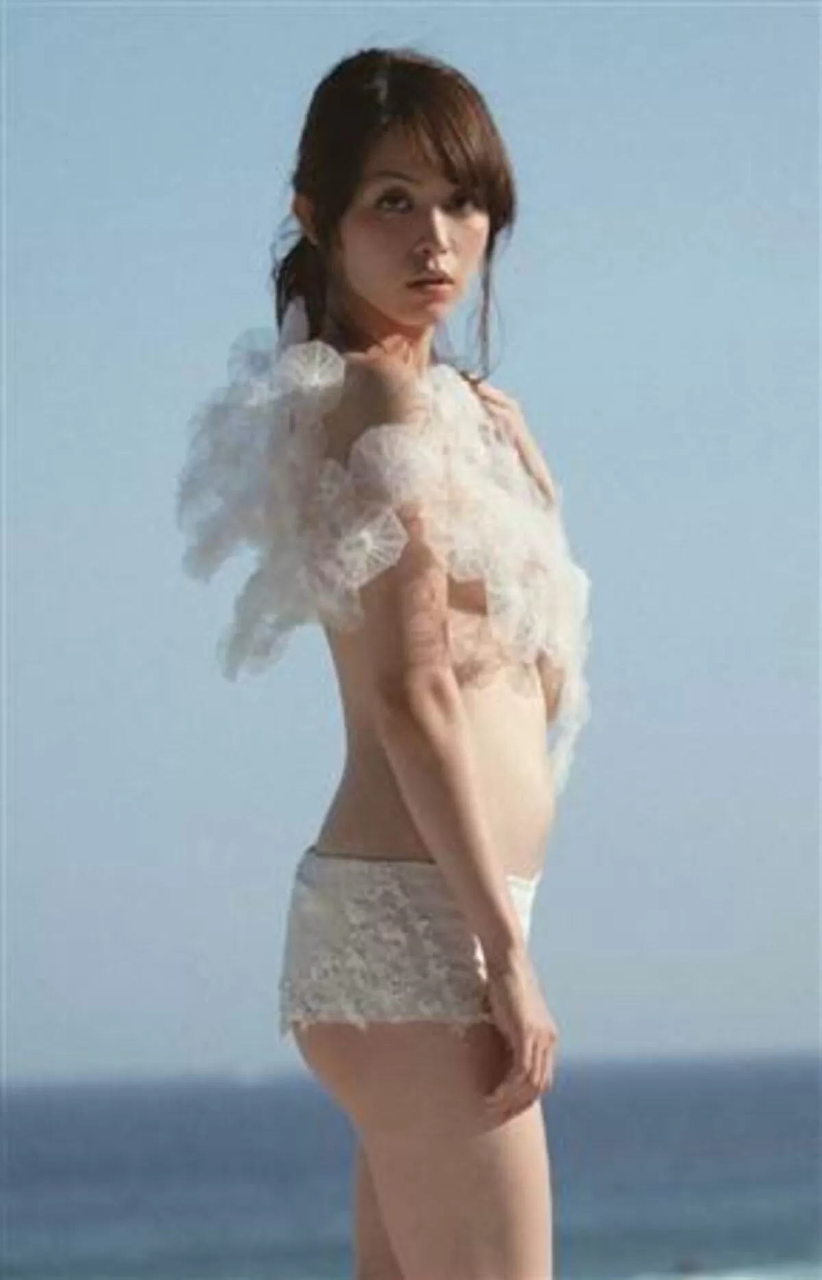 岩佐真悠子エロ画像042