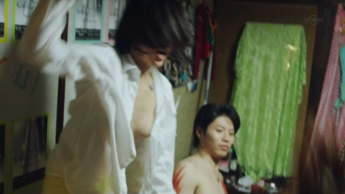 階戸瑠李エロ画像054