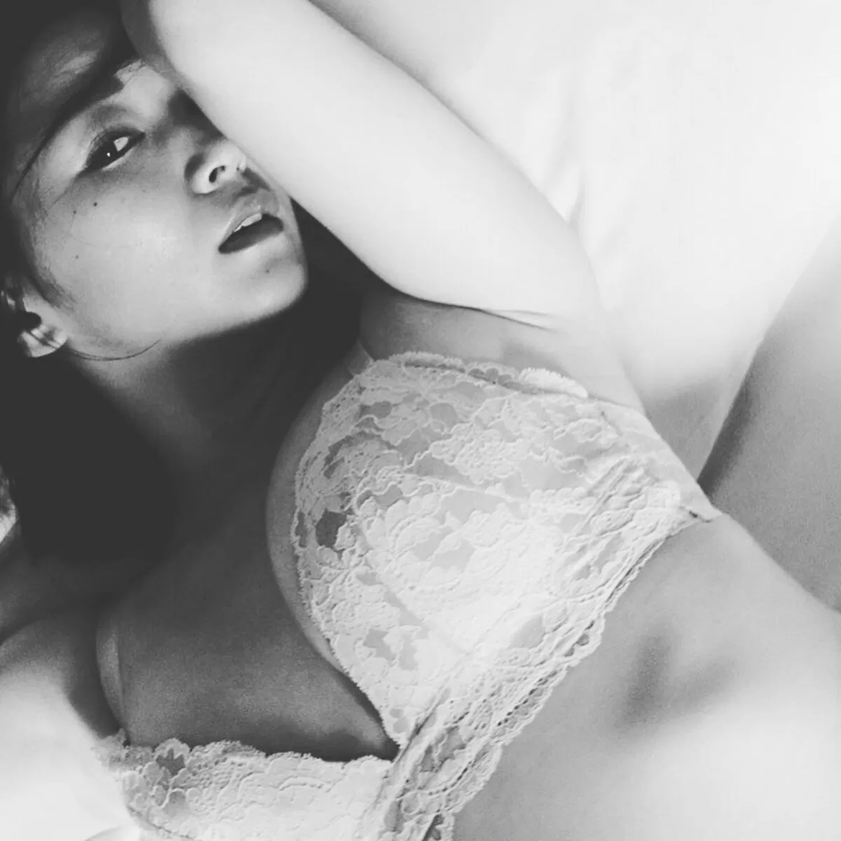 階戸瑠李エロ画像067