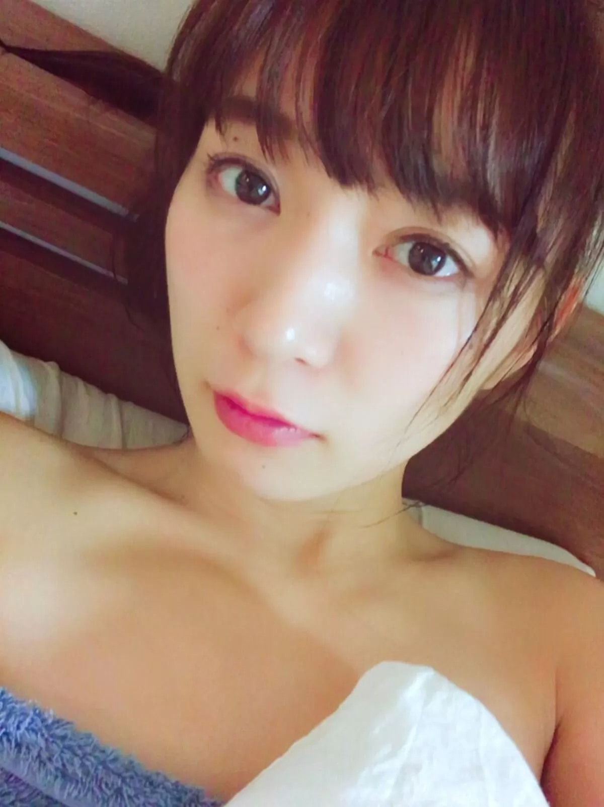 階戸瑠李エロ画像179