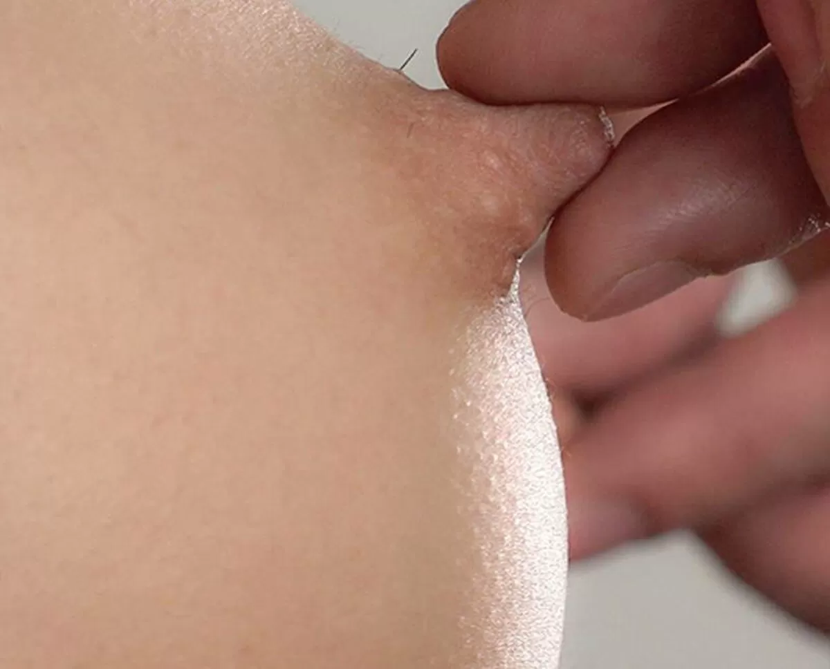 乳首エロ画像113