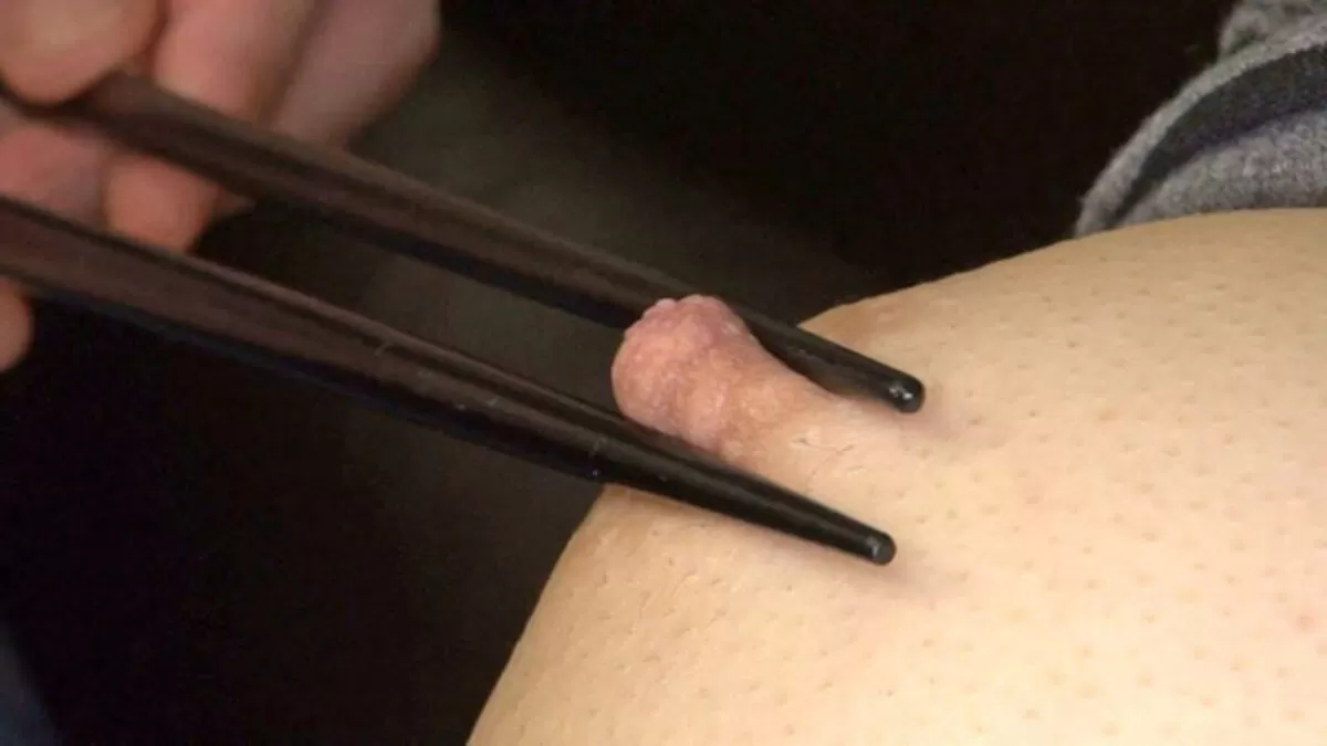 乳首エロ画像118