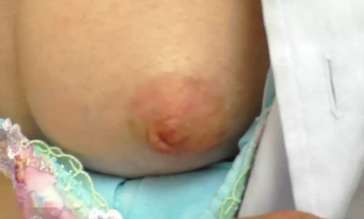 乳首エロ画像180