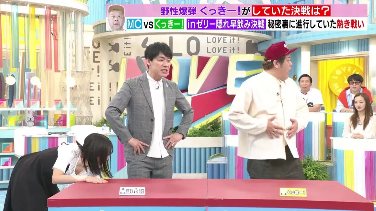 【画像】TBS田村真子アナ、ラヴィットで前屈み胸チラ谷間丸見えハプニング！002