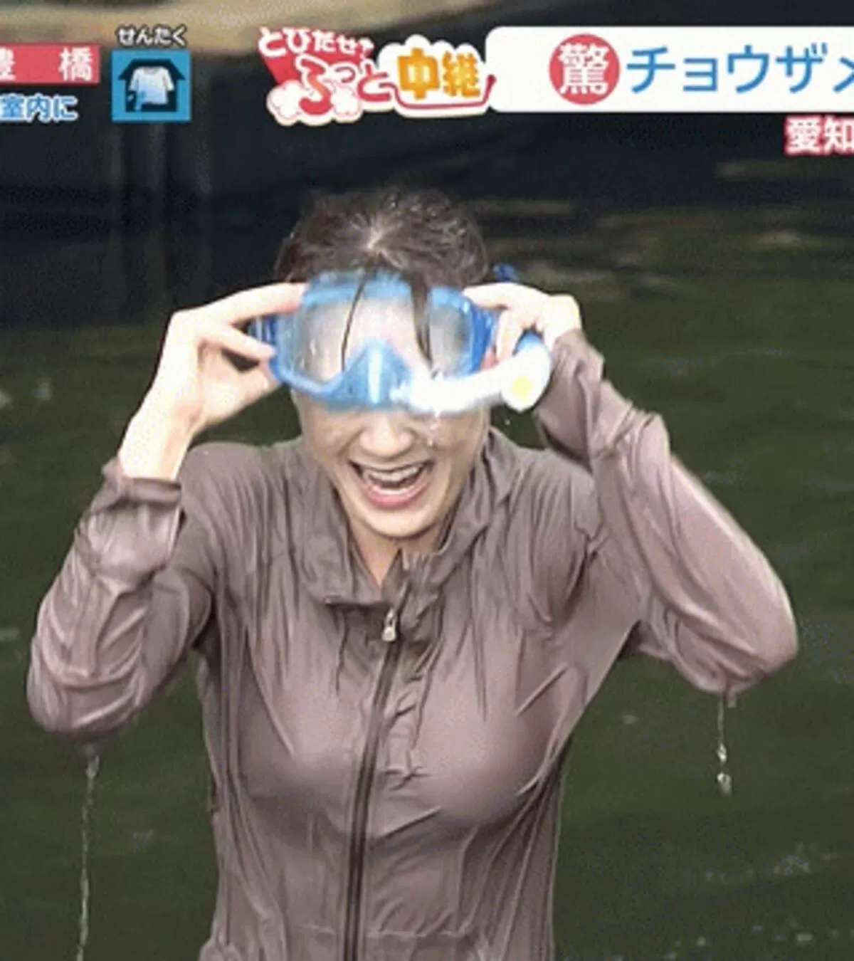 【画像】メ~テレ小松﨑花菜アナ、生中継でびしょ濡れおっぱい&乳輪透け疑惑www006