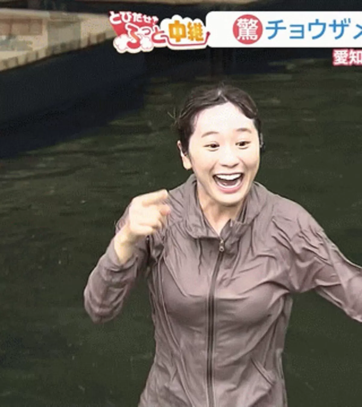 【画像】メ~テレ小松﨑花菜アナ、生中継でびしょ濡れおっぱい&乳輪透け疑惑www011