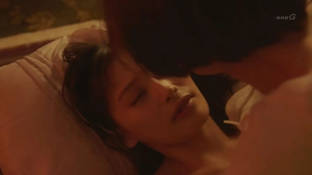 大政絢エロ画像032