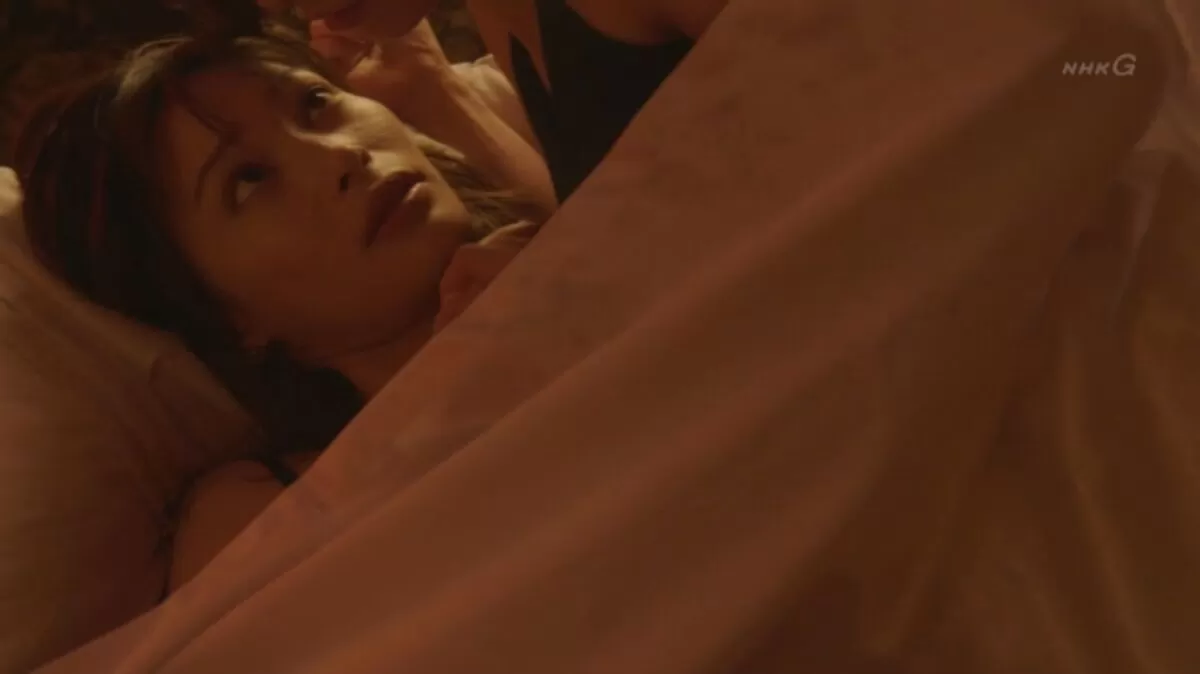 大政絢エロ画像037