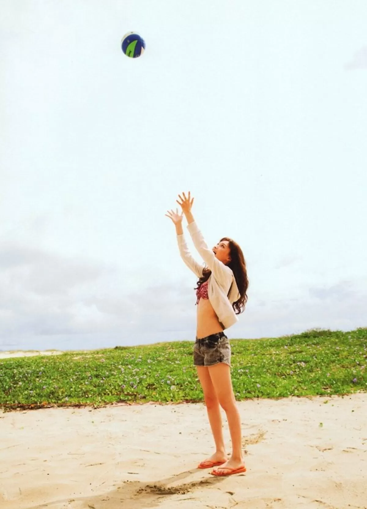 大政絢エロ画像043