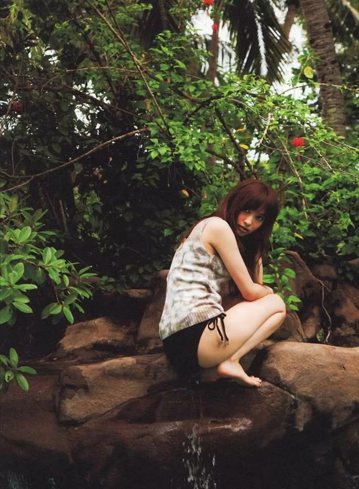 大政絢エロ画像059