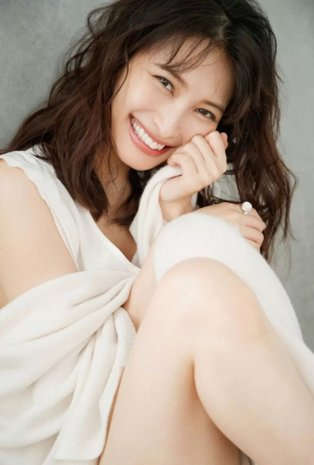 大政絢エロ画像073