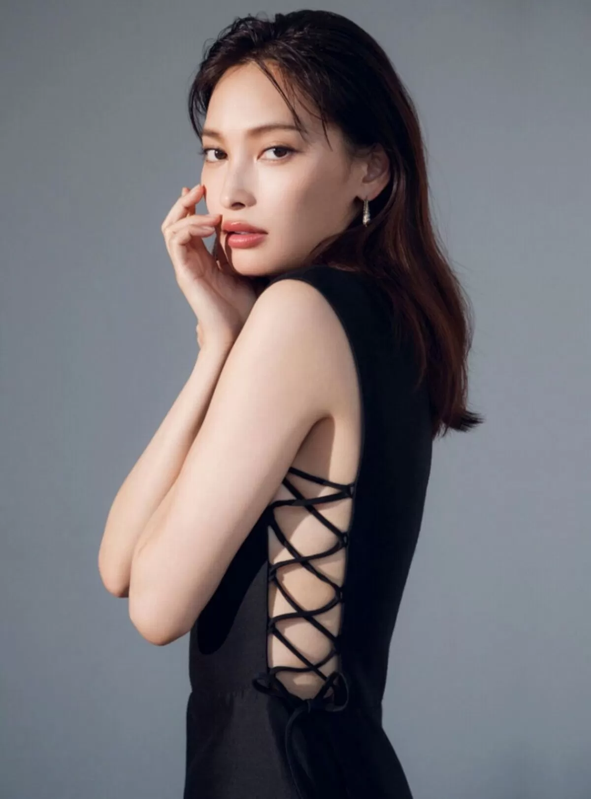 大政絢エロ画像074