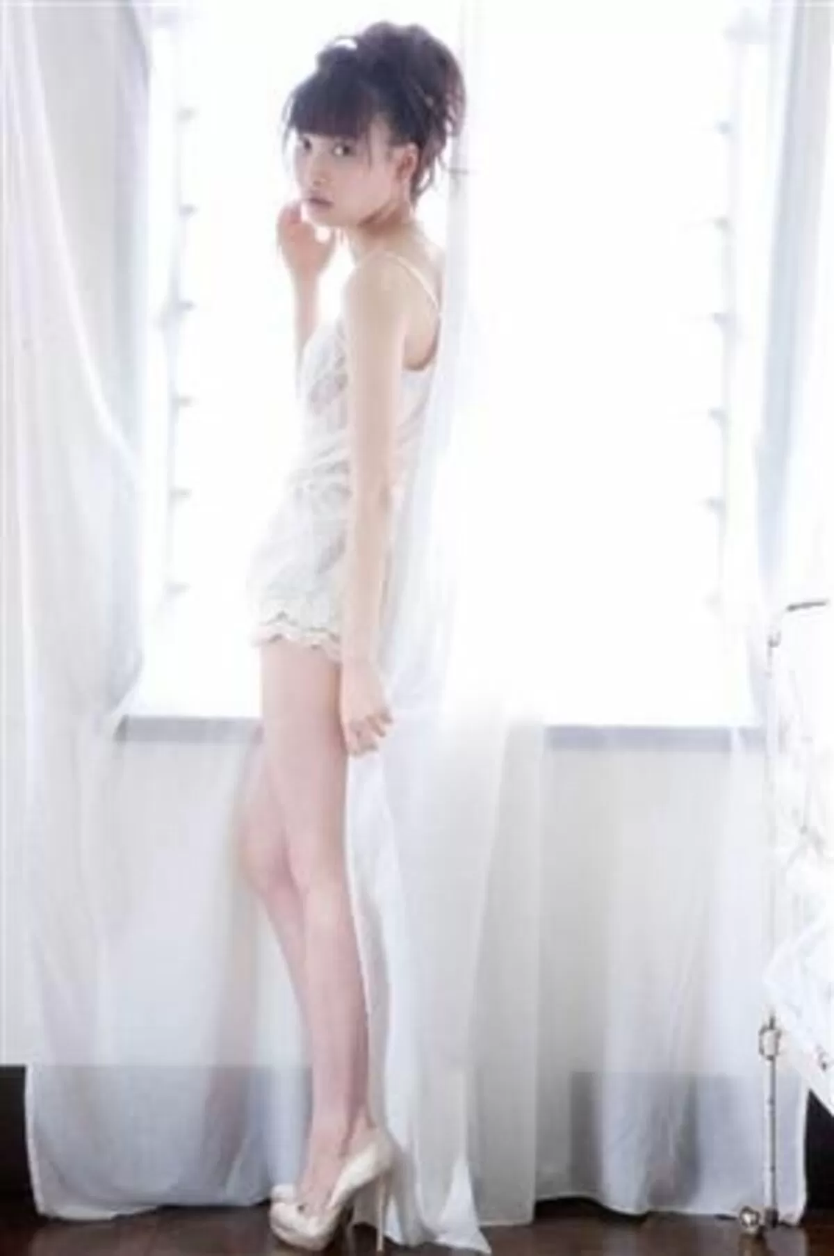 大政絢エロ画像097