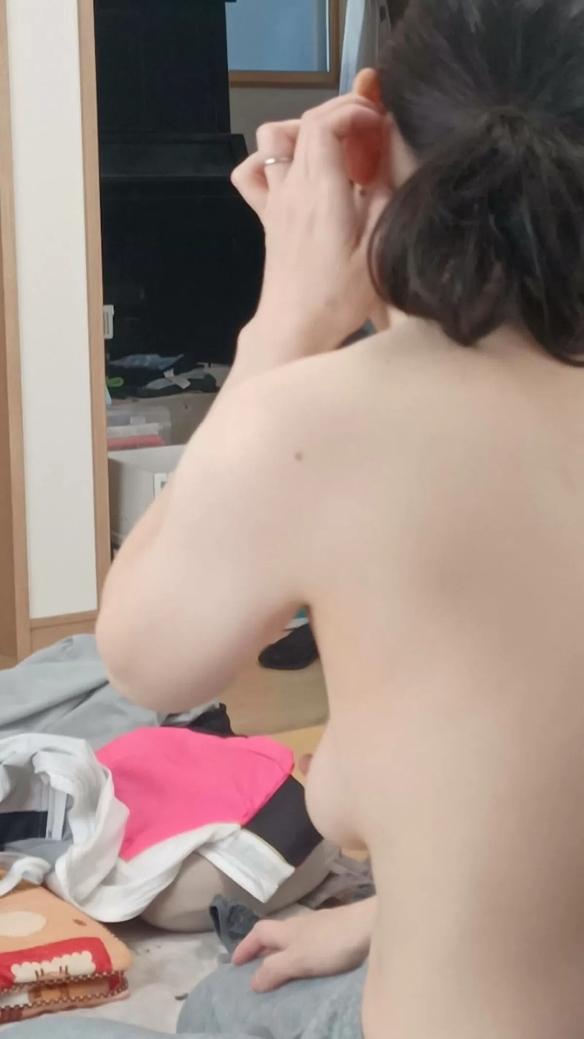 人妻おっぱいエロ画像080