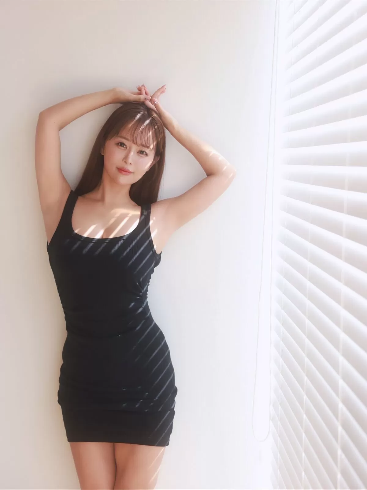 【画像】声優・井口裕香の最新グラビアがドスケベすぎるwww「もはや性優」「尻よすぎだろ…」019