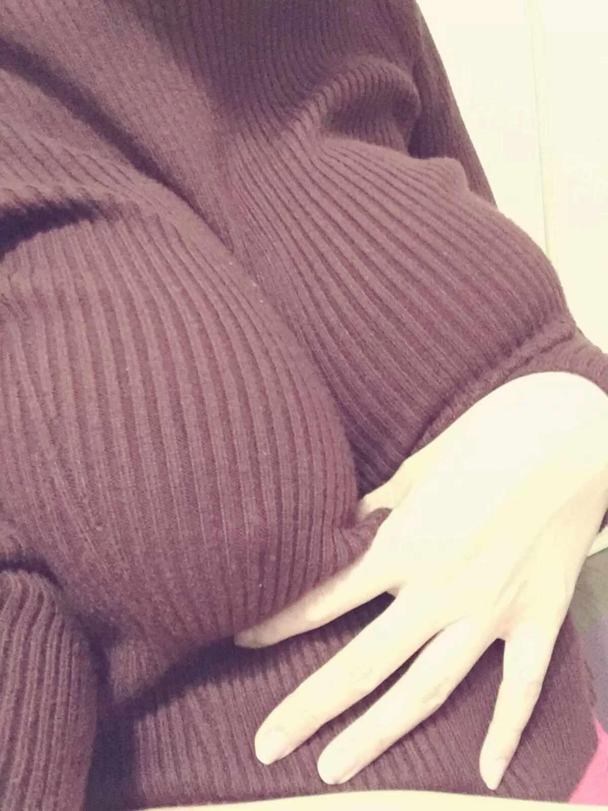 乳袋がくっきりなエロいおっぱい画像007