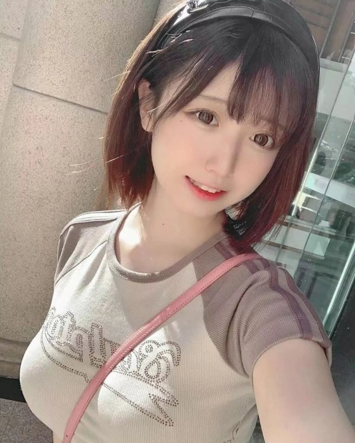 乳袋がくっきりなエロいおっぱい画像021