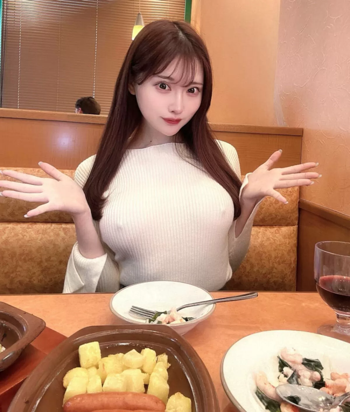 乳袋がくっきりなエロいおっぱい画像060