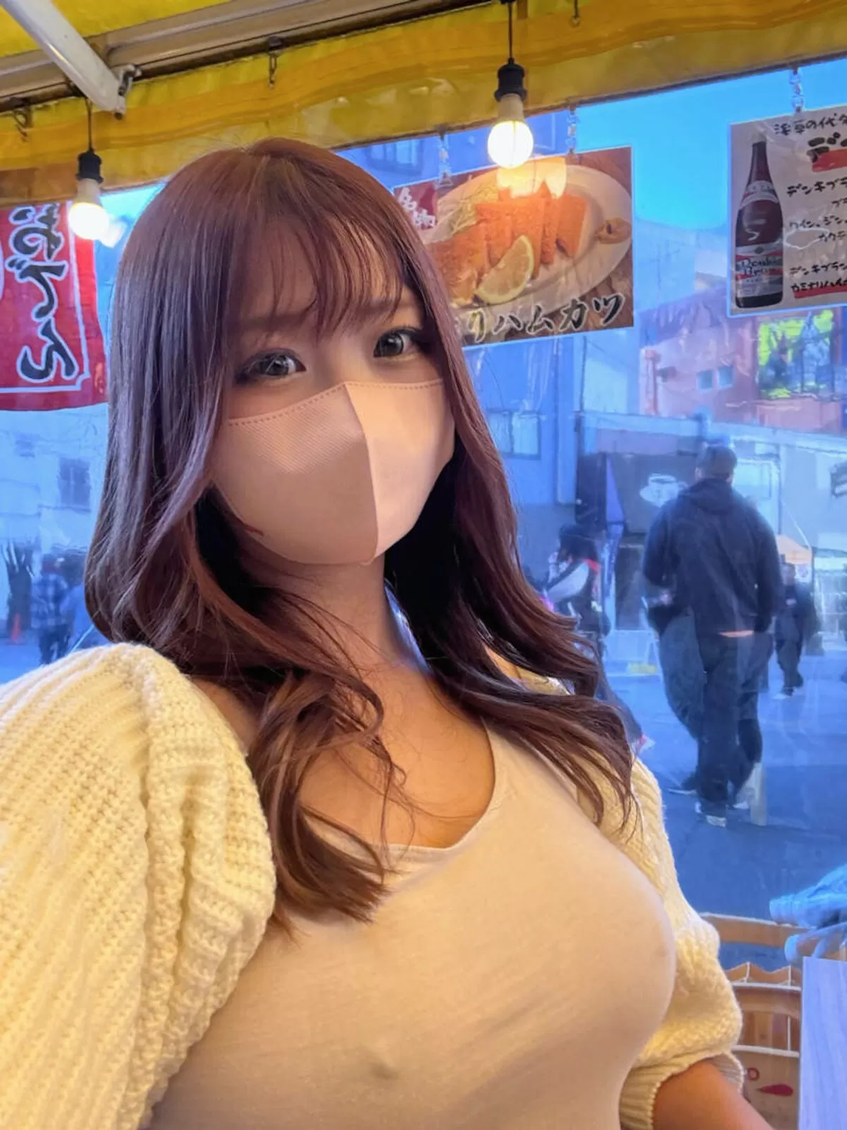 乳袋がくっきりなエロいおっぱい画像078