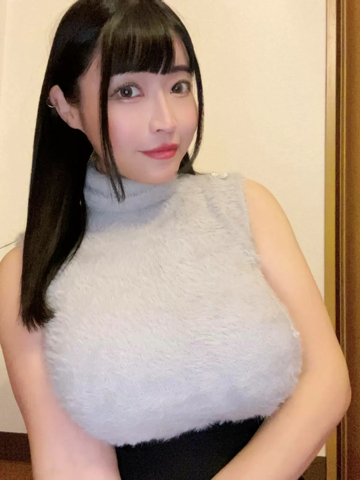 乳袋がくっきりなエロいおっぱい画像113