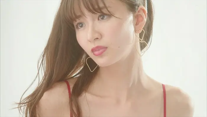 岡崎紗絵エロ画像005