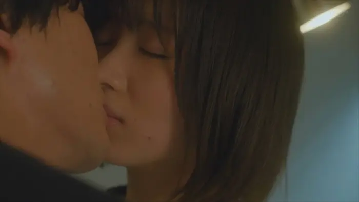 岡崎紗絵エロ画像022