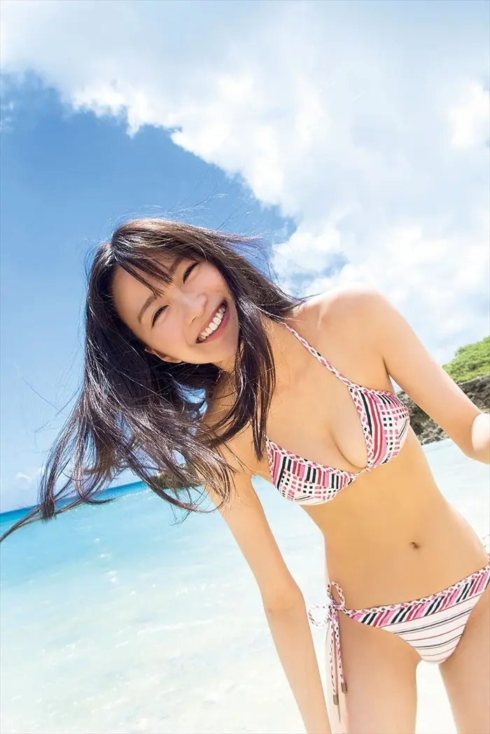 岡崎紗絵エロ画像043