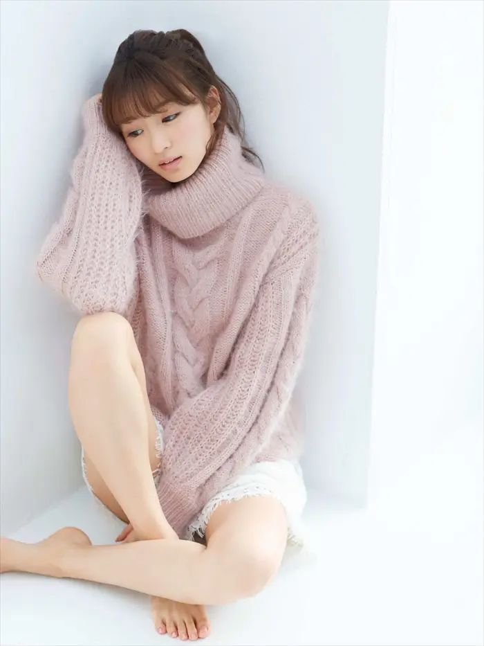 岡崎紗絵エロ画像061