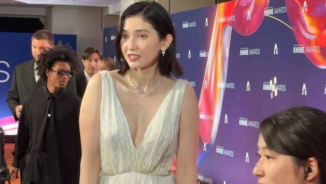 【画像24枚】モデル市川紗椰がクランチロール・アニメアワード2025で過激ドレス谷間おっぱい披露!021