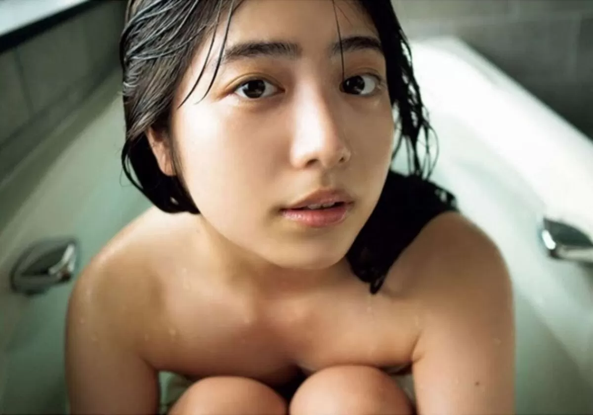 吉田莉桜エロ画像001