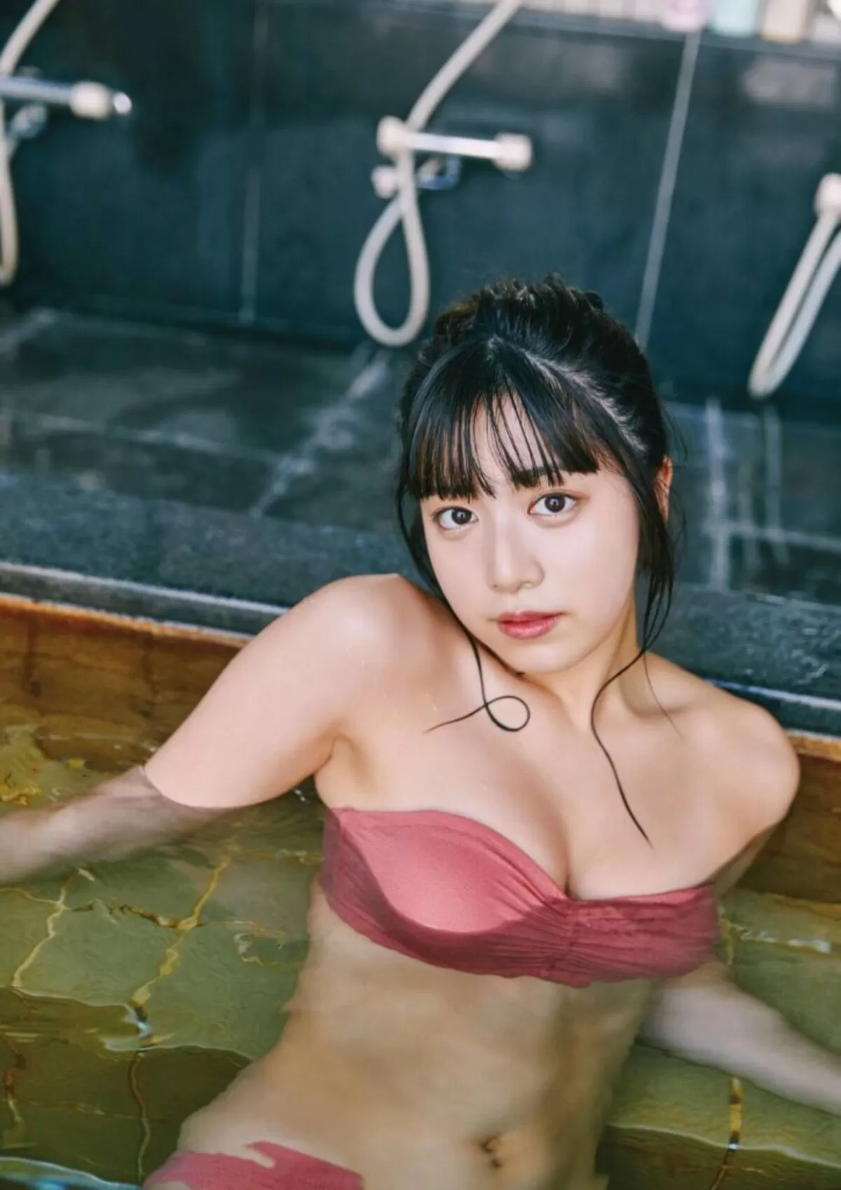 吉田莉桜エロ画像006