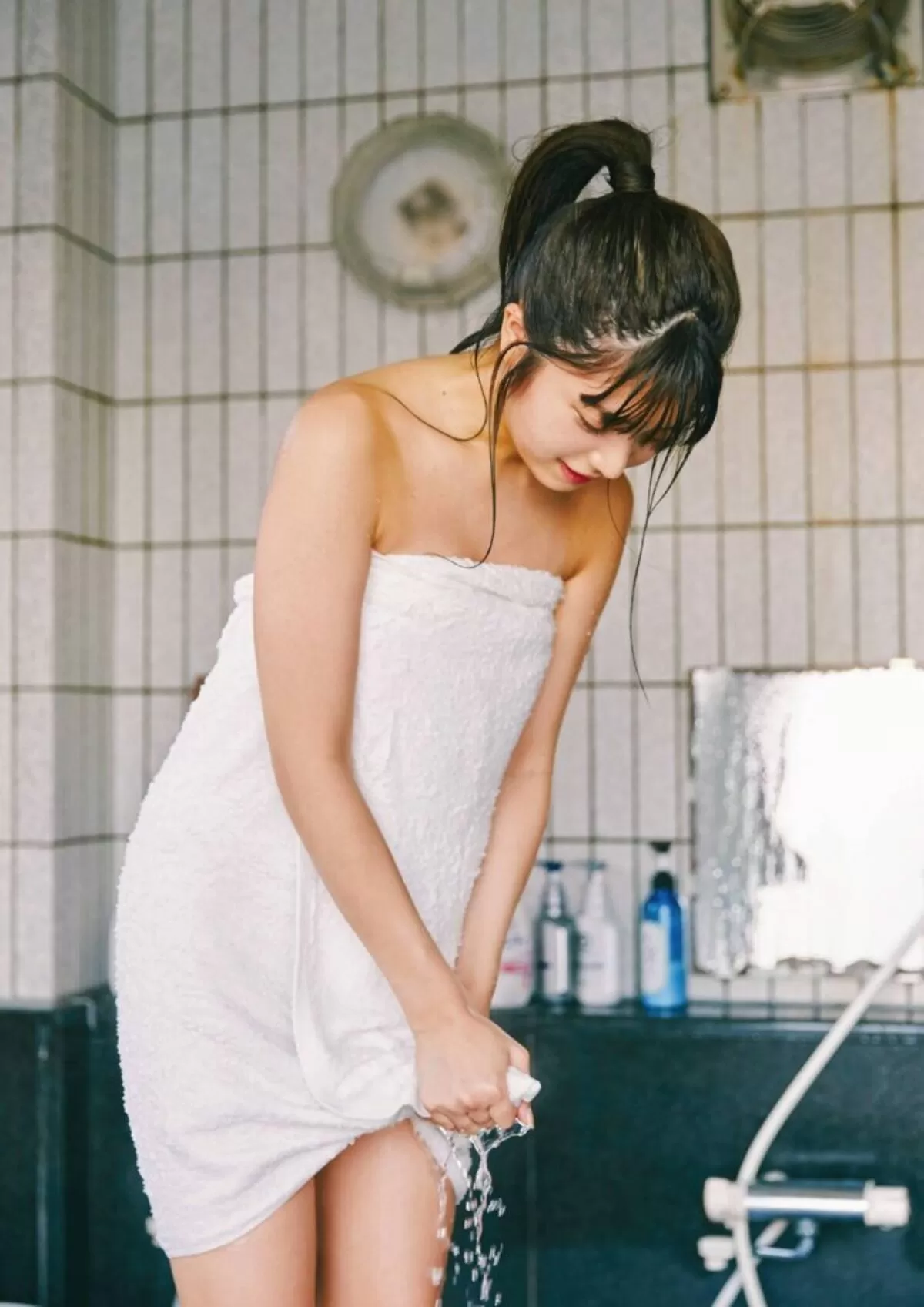 吉田莉桜エロ画像008