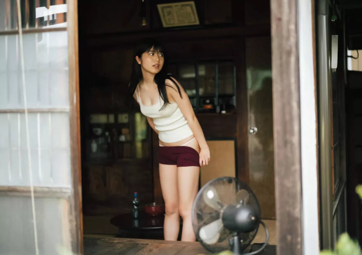 吉田莉桜エロ画像032