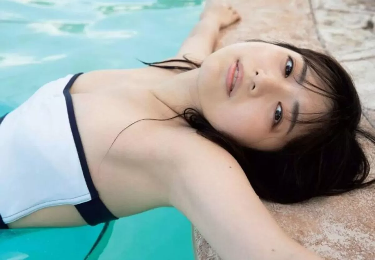 吉田莉桜エロ画像061