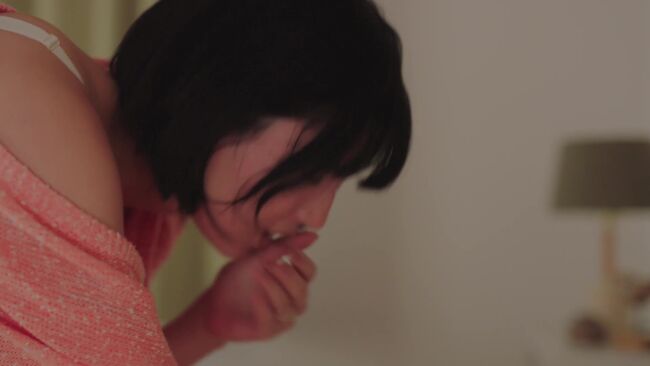 【画像18枚】聖ラブサバイバーズ第1話で元E-girls石井杏奈が後背位谷間見せ濡れ場！004