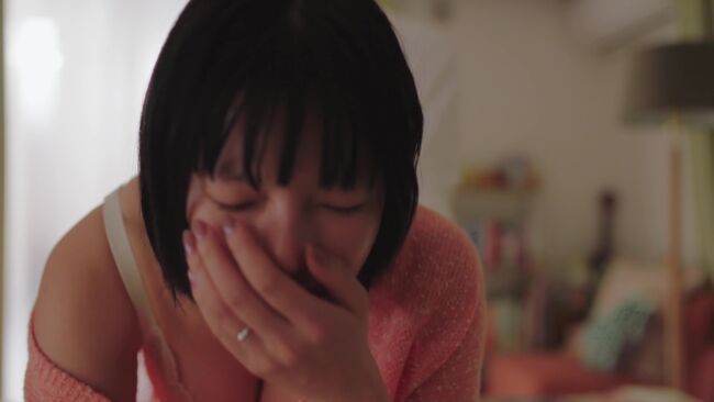 【画像18枚】聖ラブサバイバーズ第1話で元E-girls石井杏奈が後背位谷間見せ濡れ場！011