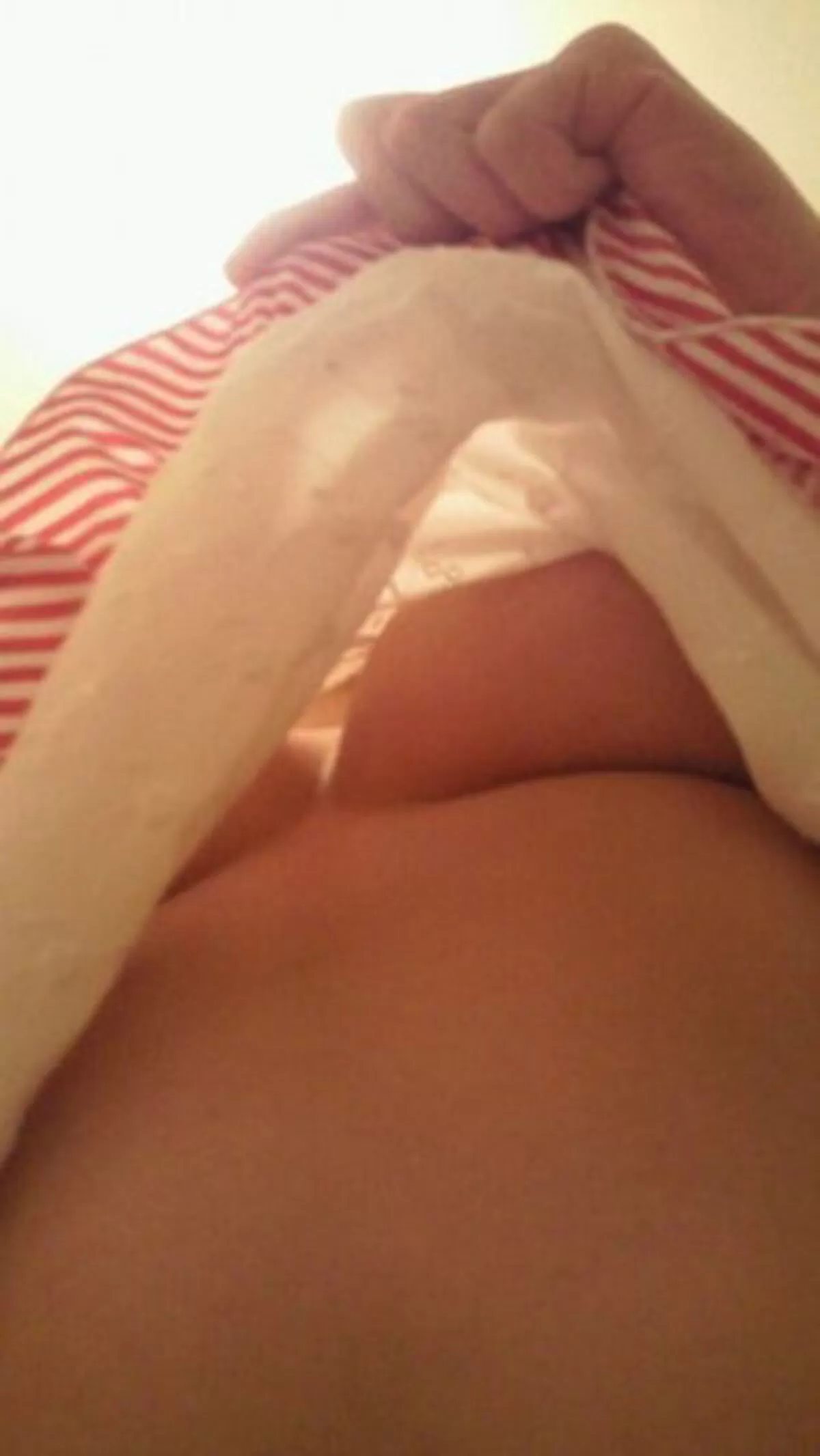 ノーブラエロ画像055