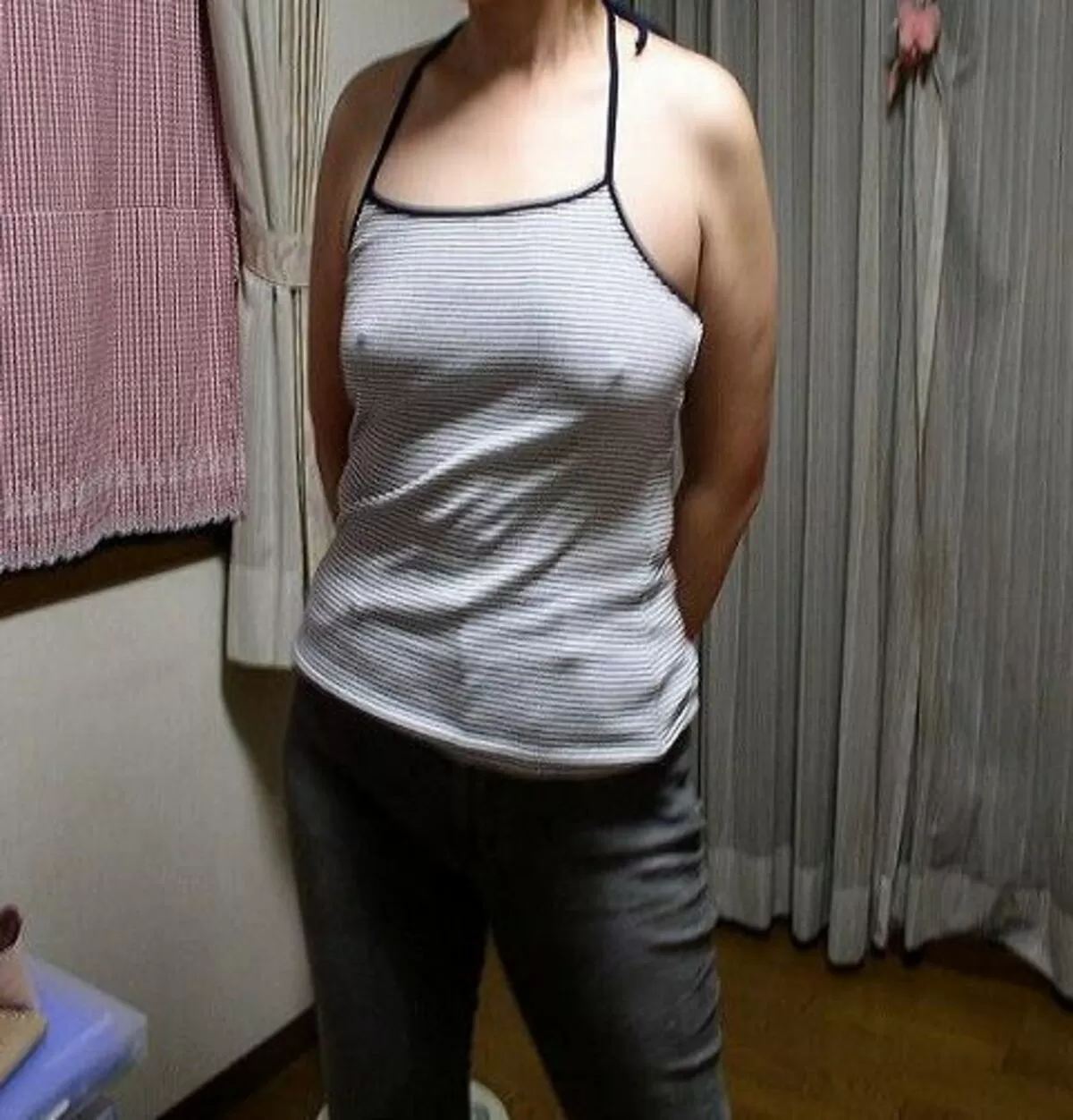 ノーブラエロ画像086