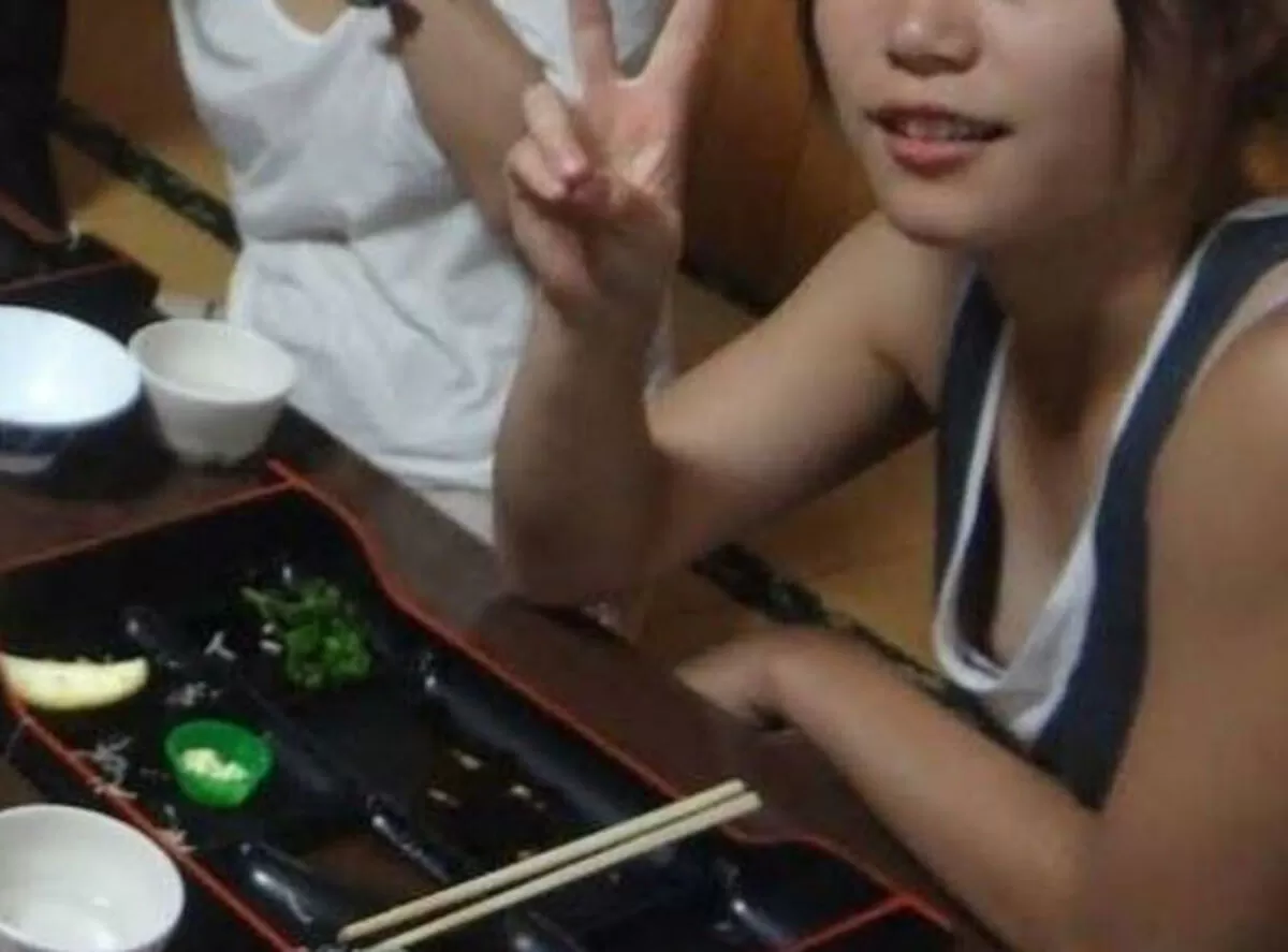 JD胸チラエロ画像095