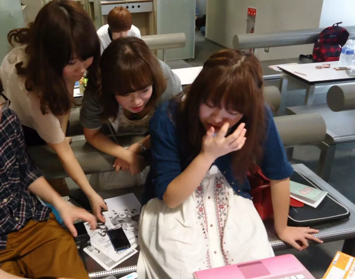 JD胸チラエロ画像098