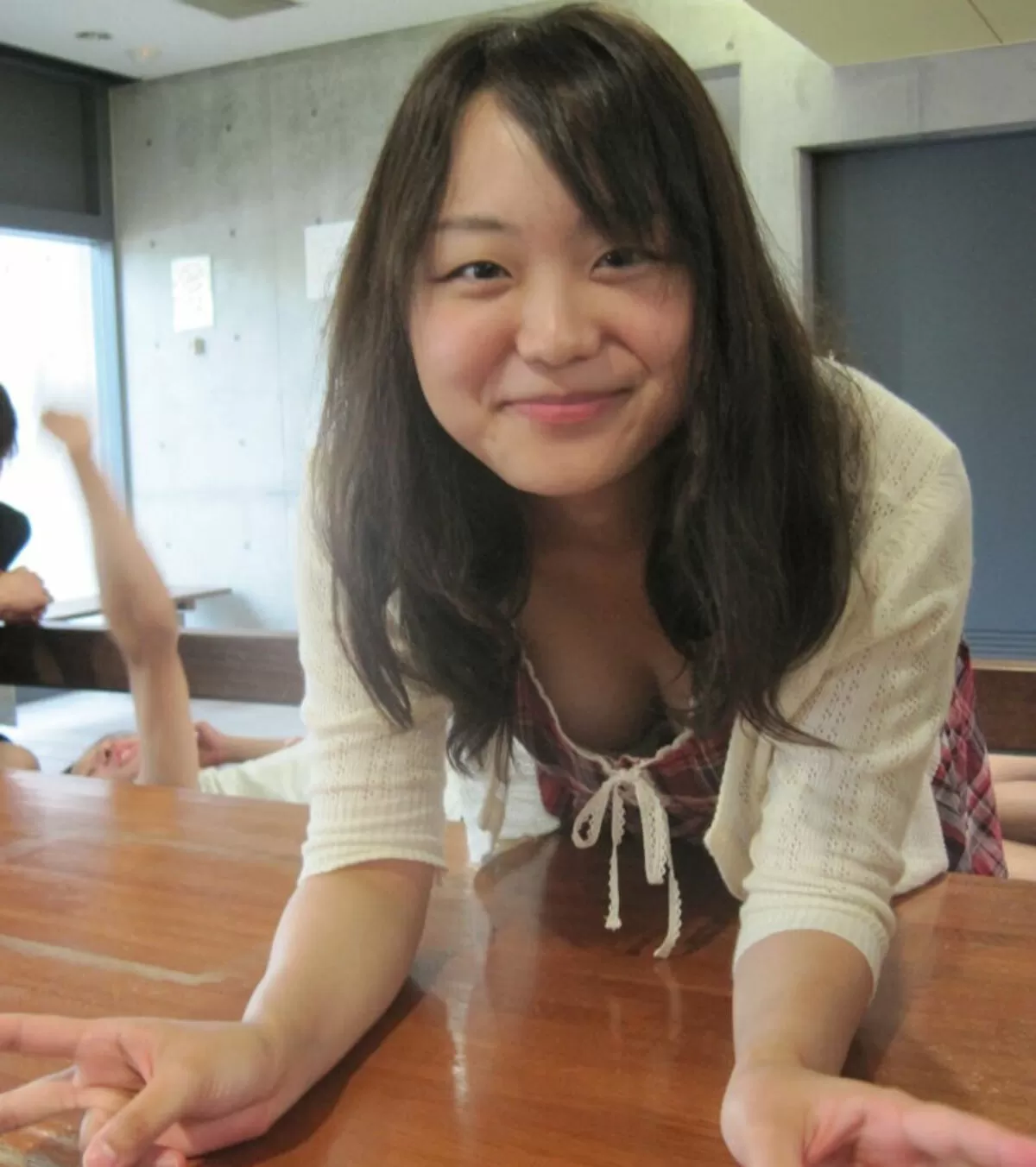 JD胸チラエロ画像106