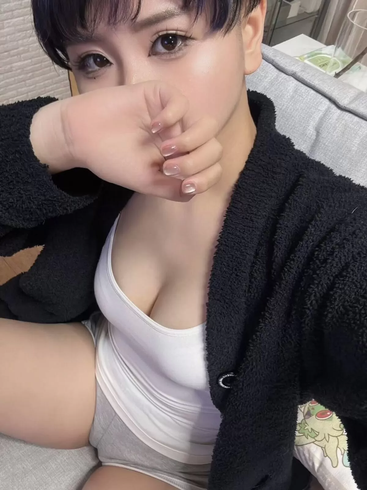 ボーイッシュ巨乳エロ画像011