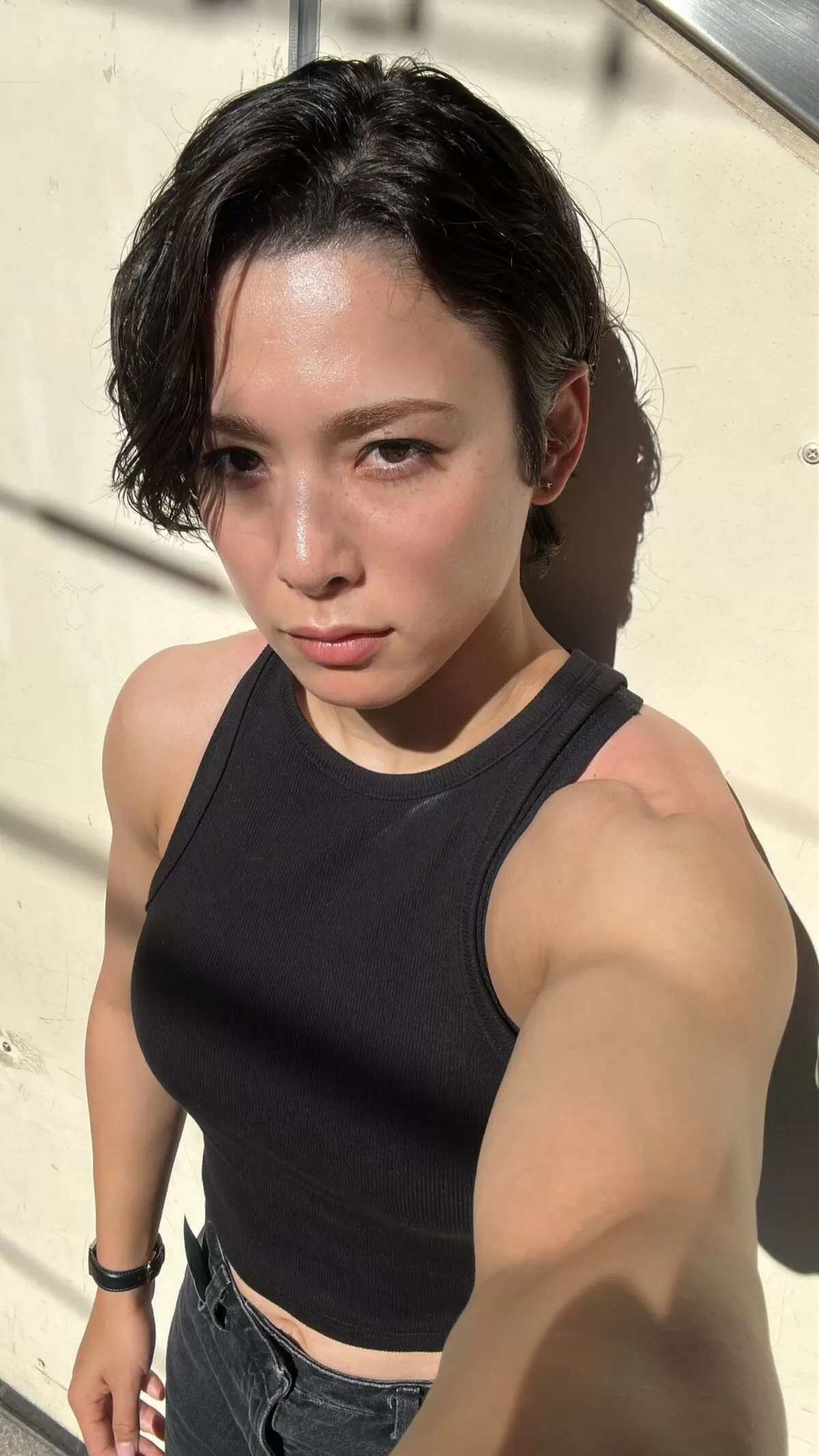 ボーイッシュ巨乳エロ画像017