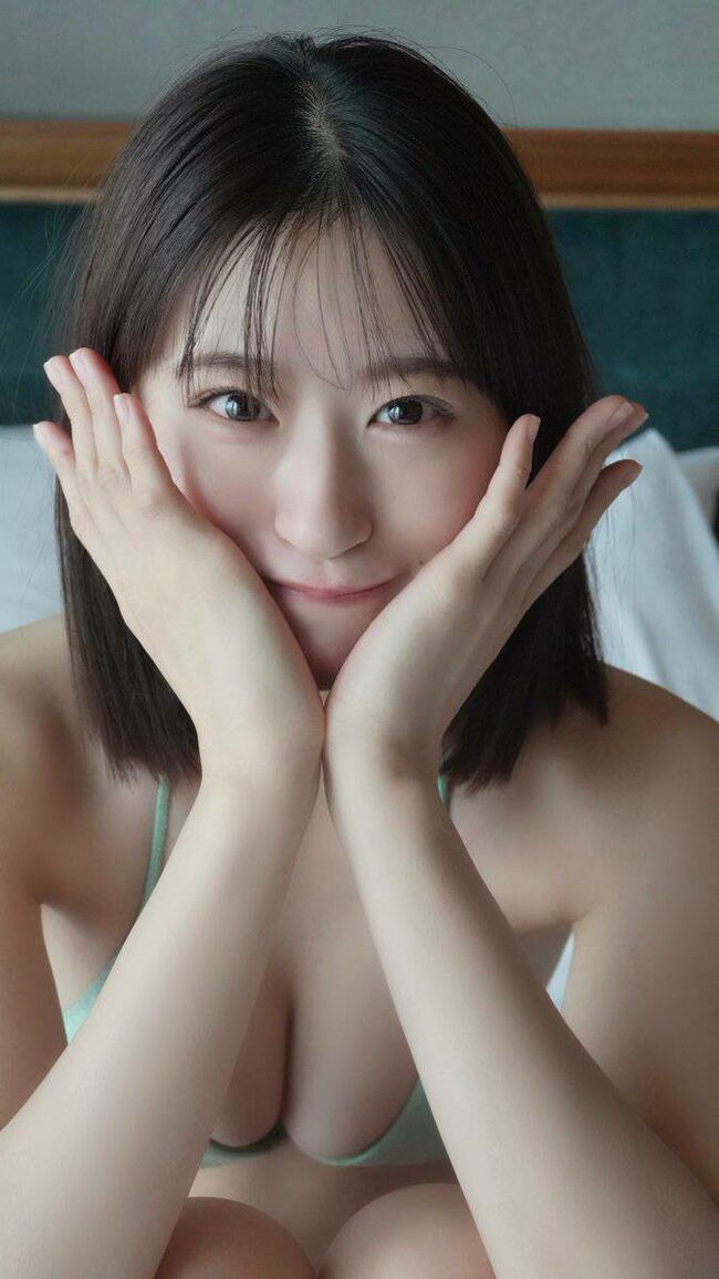 谷間エロすぎ注意…上西怜のランジェリー姿が破壊力MAXで保存不可避ｗｗｗ003