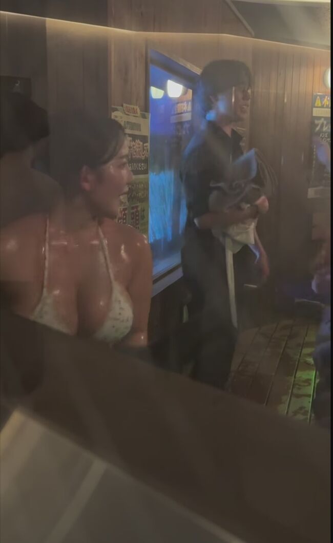 【画像11枚＋動画1本】爆乳グラドル天木じゅんが無料サウナイベントに来店！乳揺れロウリュウがエロすぎる010