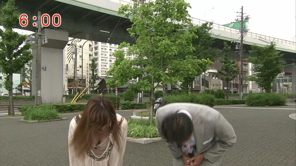 生放送胸チラエロ画像052