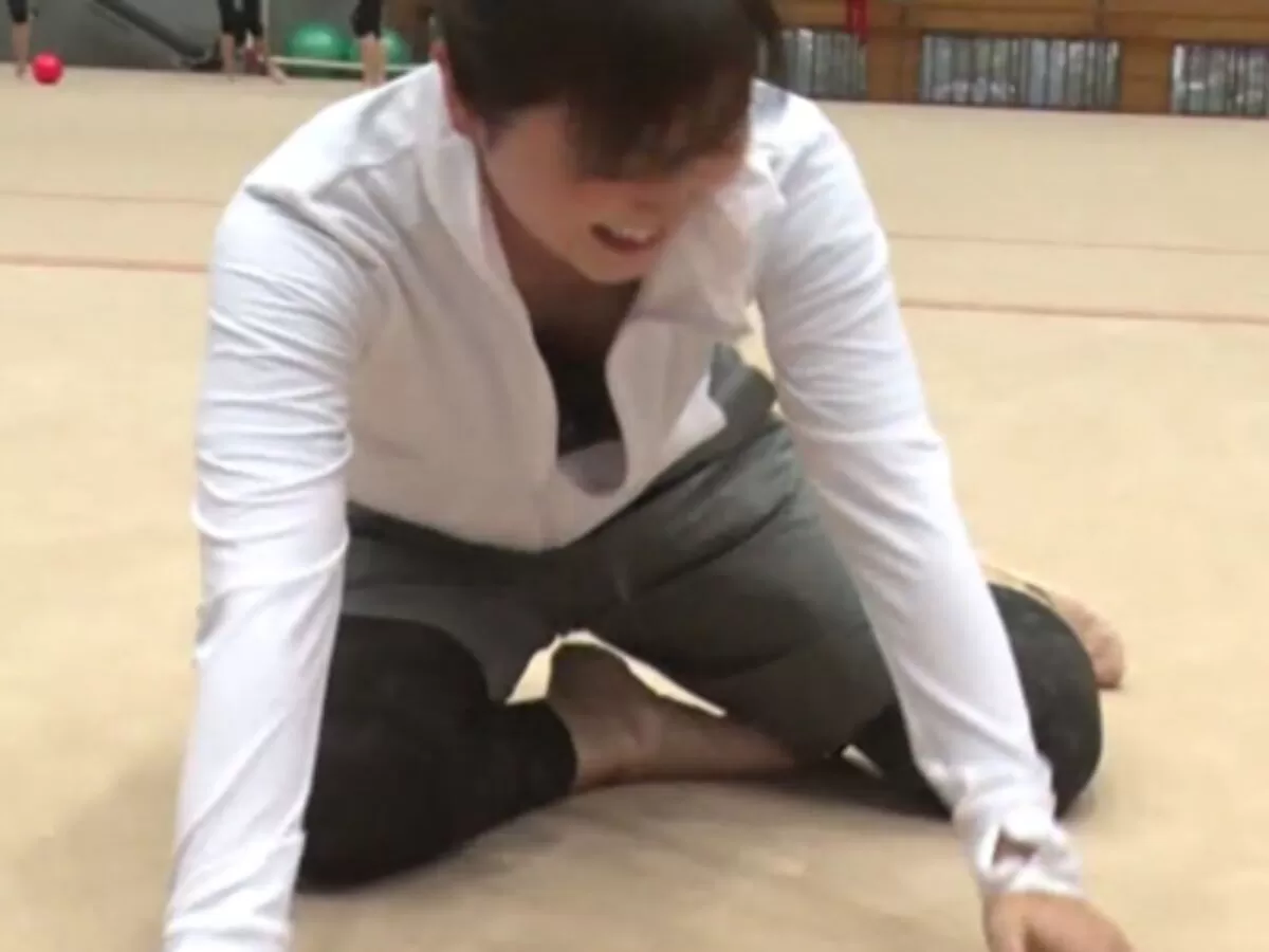 生放送胸チラエロ画像057