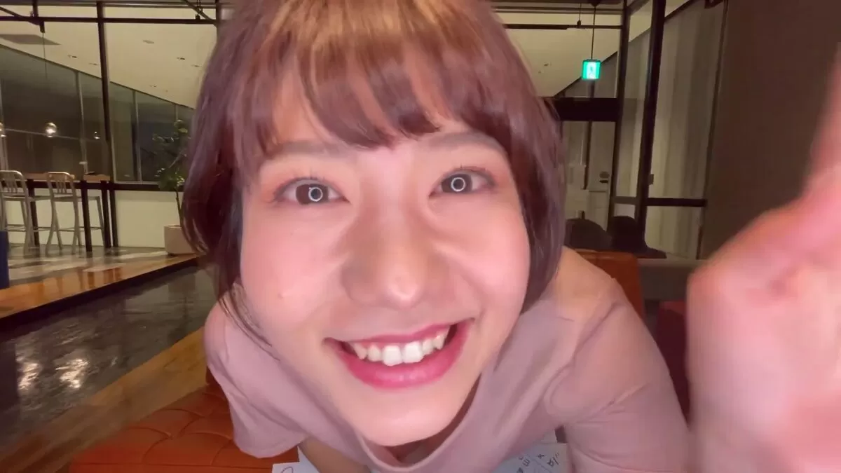 生放送胸チラエロ画像073