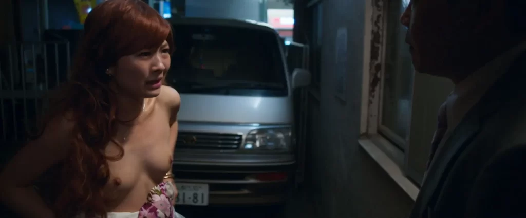 映画で貧乳を出した女優のおっぱいエロ画像031