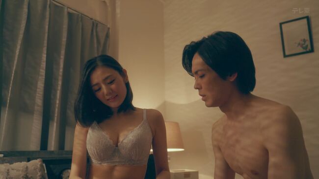 【画像9枚】ドラマ「この愛は間違いですか」で片山萌美が巨乳ブラジャー濡れ場を披露！002